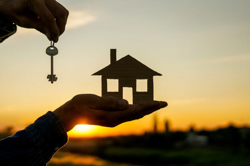 DO IMÓVEL AO NEGÓCIO COMO A REGULARIDADE JURÍDICA IMPACTA VALOR, LIQUIDEZ E SEGURANÇA NAS OPERAÇÕES IMOBILIÁRIAS
